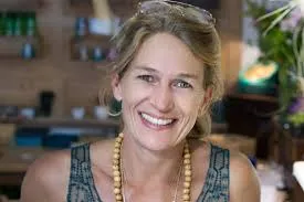 Sarah M. customer